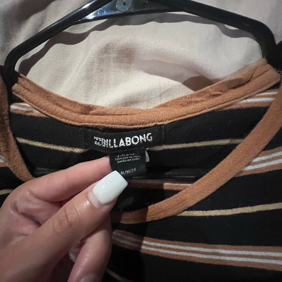 Beachy Tees! Many different shirts, different sizes! - Picture 13 of 16